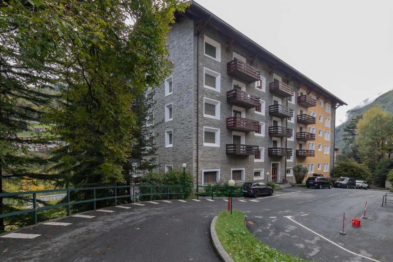 Ihost Flat - Valmalenco Centro Apartment คีเอซา อิน วัลมาเลนโก ภายนอก รูปภาพ